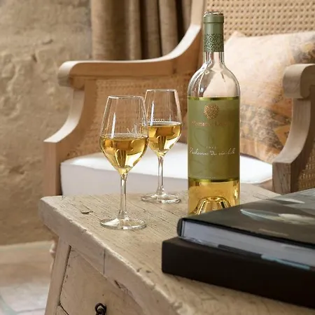 Le Prieure Hotel 3*