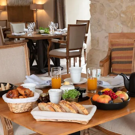 호텔 Le Prieure 3*