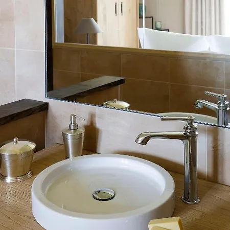 Le Prieure Hotel