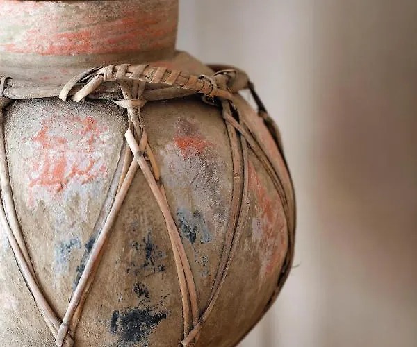 ホテル Le Prieure 3*