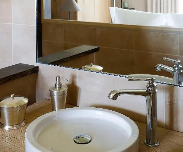 Le Prieure ホテル